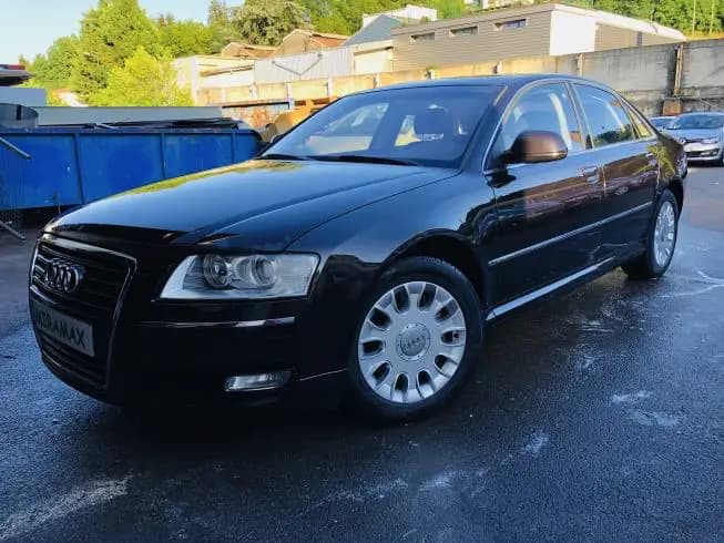 Audi A8 2009 – photo 1