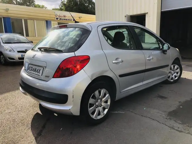 Peugeot 207 2009 – photo 4