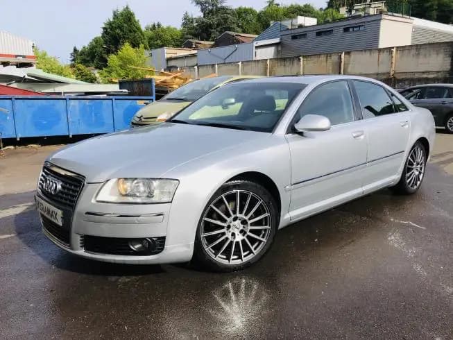 Audi A8 2006 – photo 1