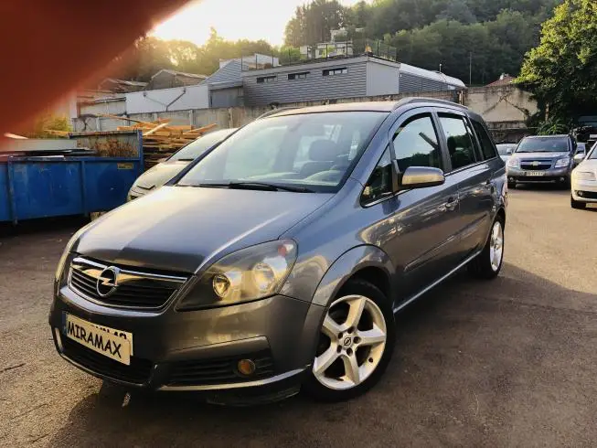Opel ZAFIRA 2006 – photo 1