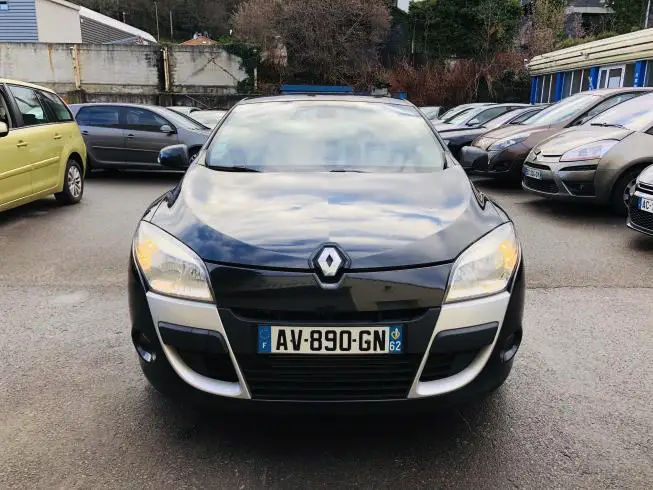 Renault MEGAN COUPÉ 2010 – photo 2