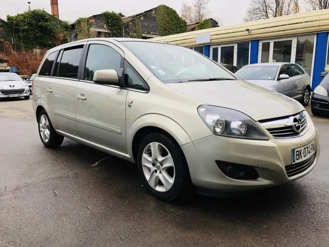Opel ZAFIRA 2011 – photo 3