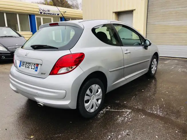 Peugeot 207 2010 – photo 4