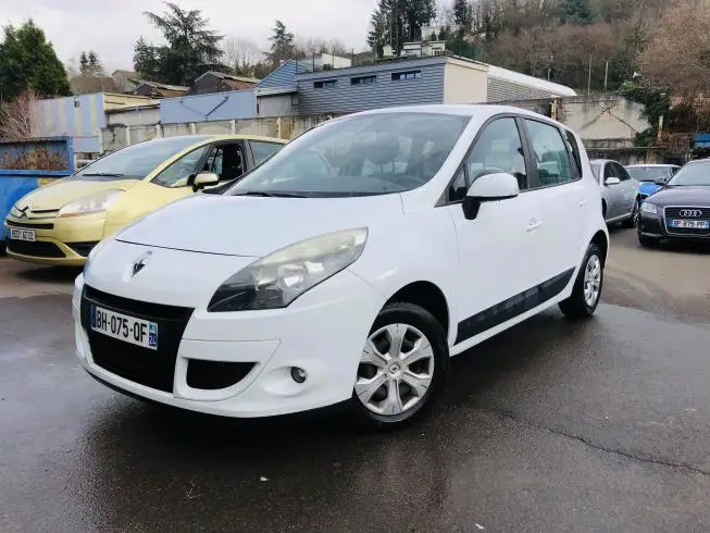 Renault SCENIC 2011 – photo 1