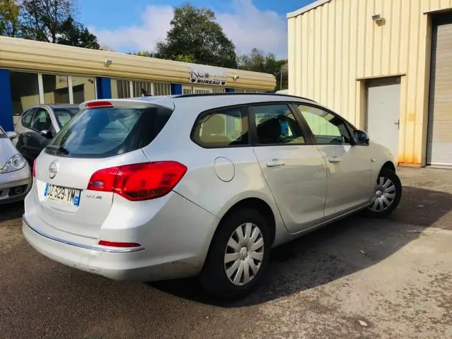 Opel ASTRA 2016 – photo 4