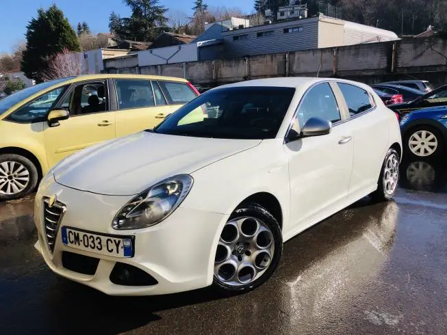 Alfa Romeo GIULIETTA 2013 – photo 1
