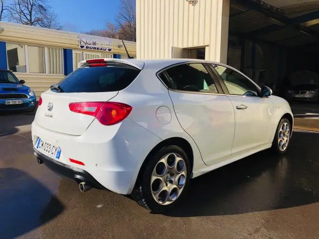 Alfa Romeo GIULIETTA 2013 – photo 4