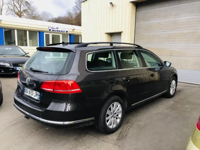 Volkswagen PASSAT SW 2011 – photo 4
