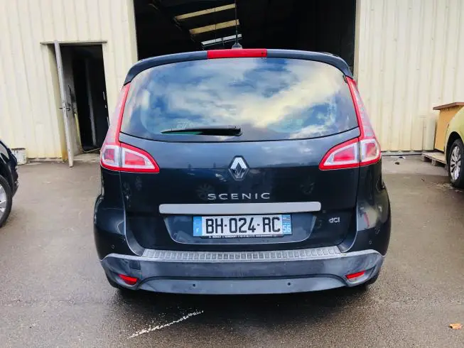 Renault SCENIC 2011 – photo 5