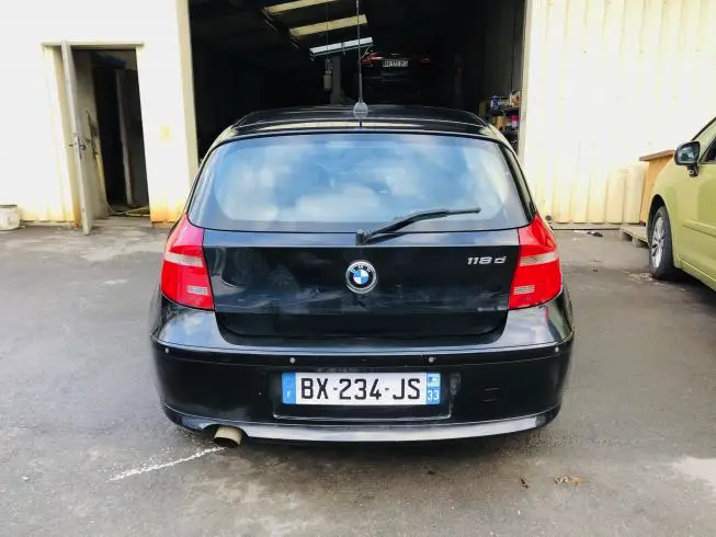 Bmw SERIE 1 2007 – photo 5