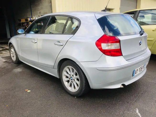 Bmw SERIE 1 2005 – photo 5