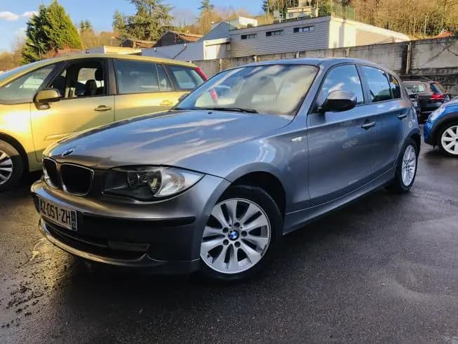 Bmw SERIE 1 2010 – photo 1