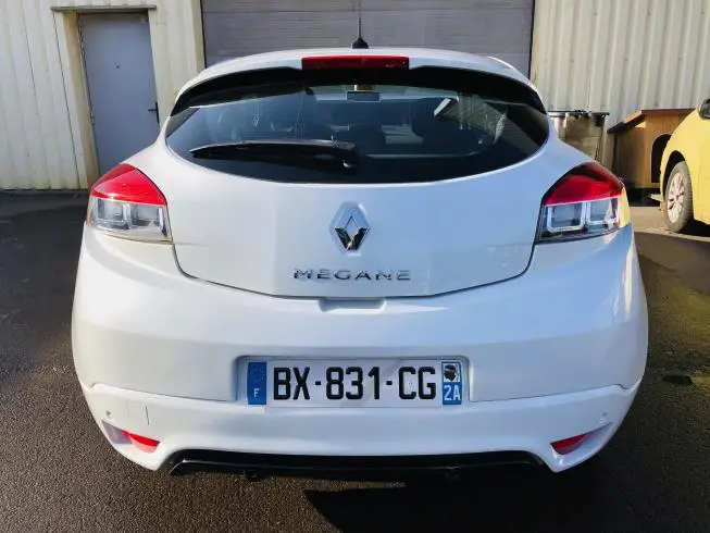Renault MEGANE COUPÉ 2010 – photo 4