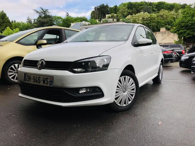 Volkswagen POLO 2015 – photo 1