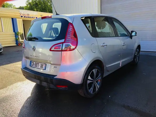 Renault SCENIC 2011 – photo 4