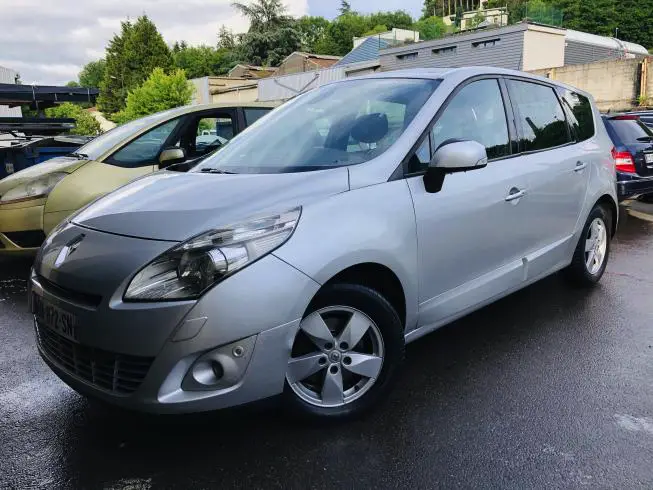 Renault SCENIC 2010 – photo 1