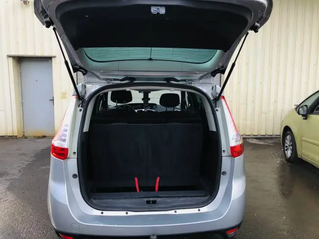 Renault SCENIC 2010 – photo 5