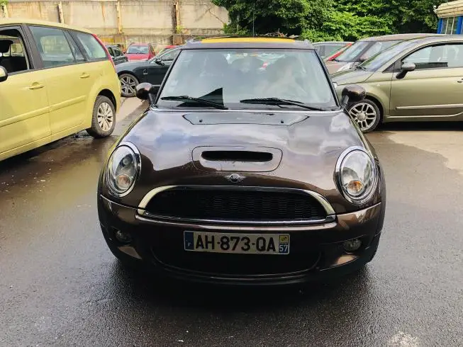 Mini MINI CLUBMAN 2010 – photo 2