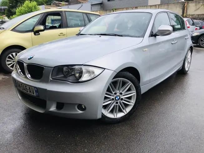 Bmw SERIE 1 2010 – photo 1