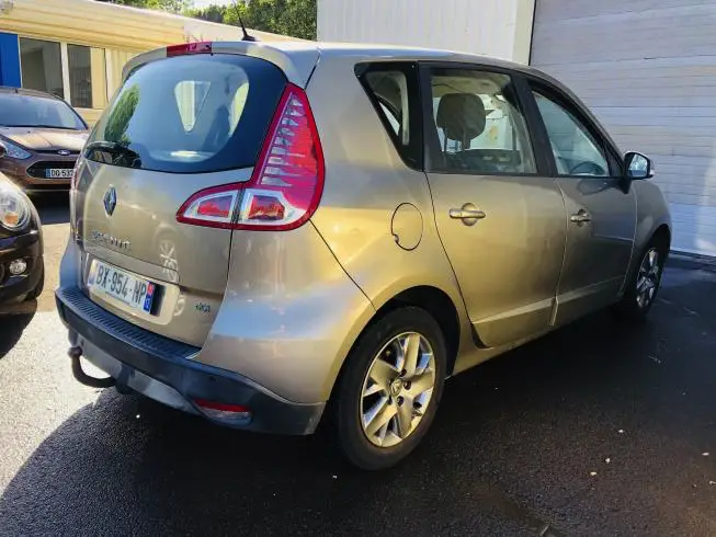 Renault SCENIC 2012 – photo 4