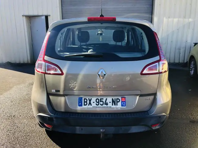 Renault SCENIC 2012 – photo 5