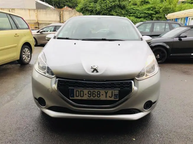Peugeot 208 2014 – photo 2