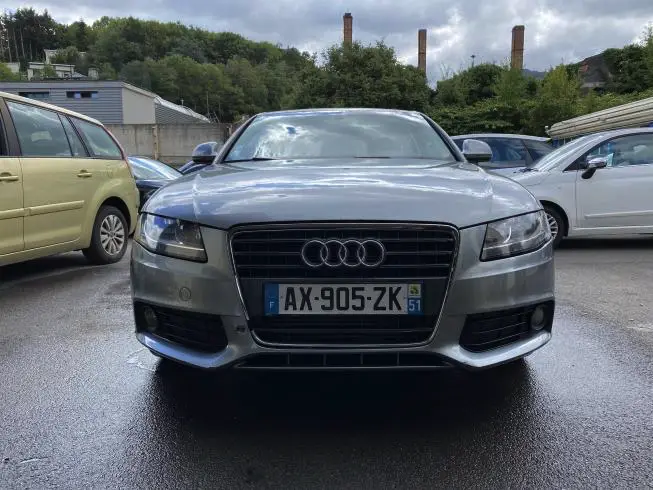 Audi A4 2010 – photo 2