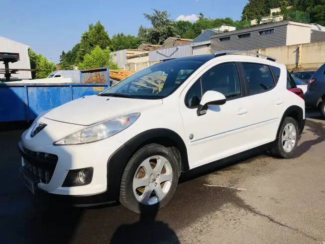 Peugeot 207 SW 2012 – photo 1