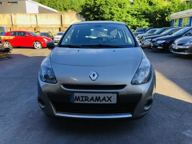 Renault CLIO III 2010 – photo 2