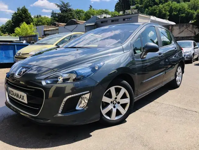 Peugeot 308 2013 – photo 1