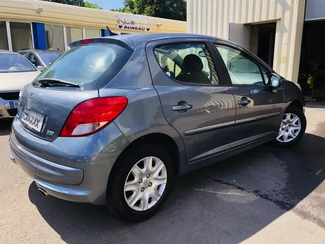 Peugeot 207 2010 – photo 4
