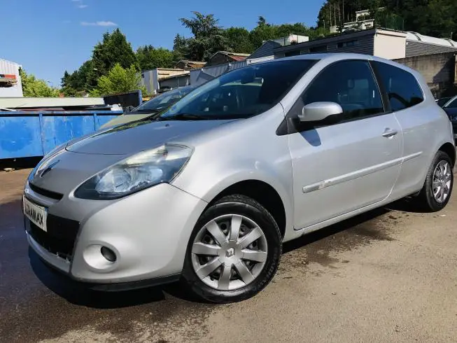 Renault CLIO 2011 – photo 1