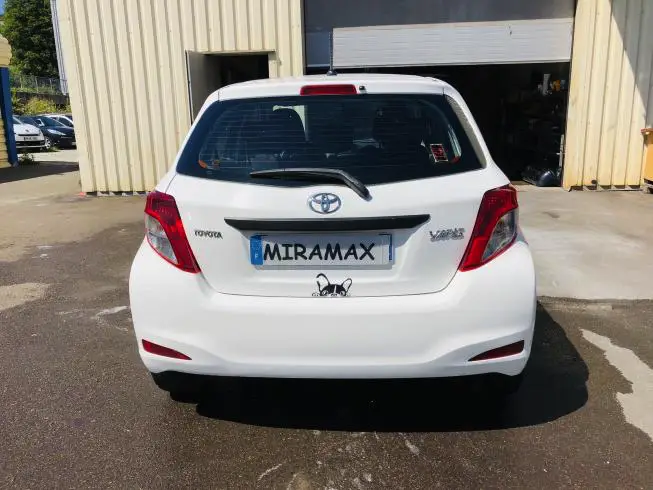 Toyota YARIS 2012 – photo 5